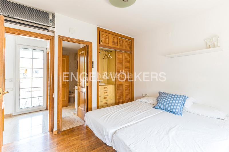 Foto 38fc8ca3-eb33-400a-b6b7-768a474d2337. Duplex avec chauffage parking piscine dans Can Girona - Terramar - Vinyet Sitges