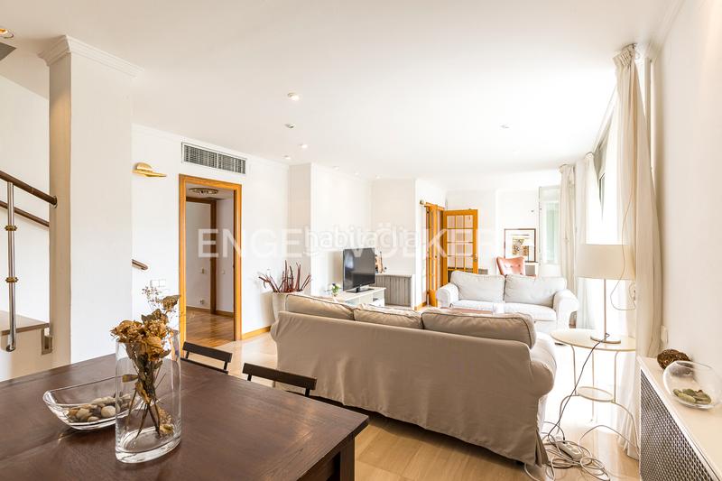 Foto c5e61433-625c-402a-b6b6-f22b393d954c. Duplex avec chauffage parking piscine dans Can Girona - Terramar - Vinyet Sitges