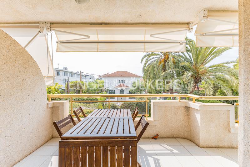 Foto df6455f1-e29b-424e-af88-e4a7eff8930b. Duplex avec chauffage parking piscine dans Can Girona - Terramar - Vinyet Sitges