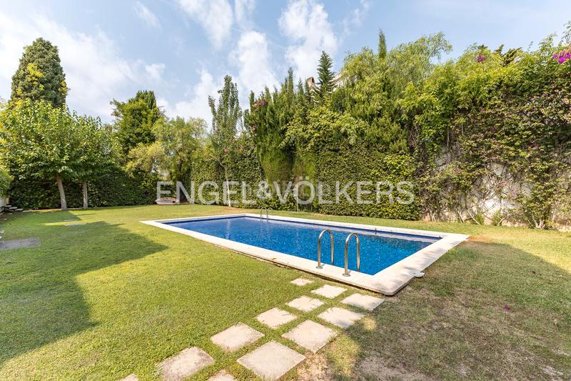 Foto ed936db9-43bc-4e47-8a8a-7287cf4f1646. Duplex avec chauffage parking piscine dans Can Girona - Terramar - Vinyet Sitges