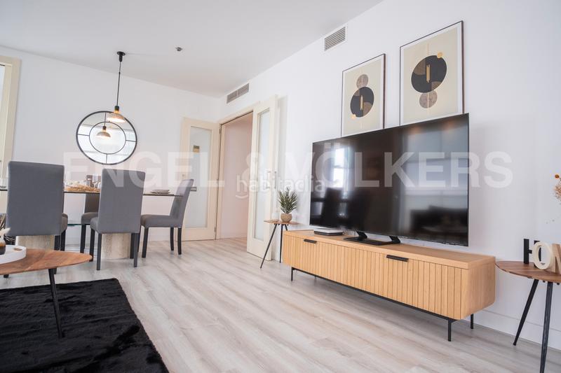 Foto 16039925-ca50-47eb-a836-0e50d2cc3383. Alquiler apartamento fabuloso piso con vistas al mar en Barcelona