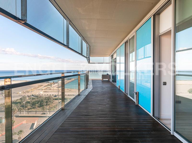 Foto b685b4c5-6183-4cff-9b5f-d7b66cf8174b. Alquiler apartamento fabuloso piso con vistas al mar en Barcelona