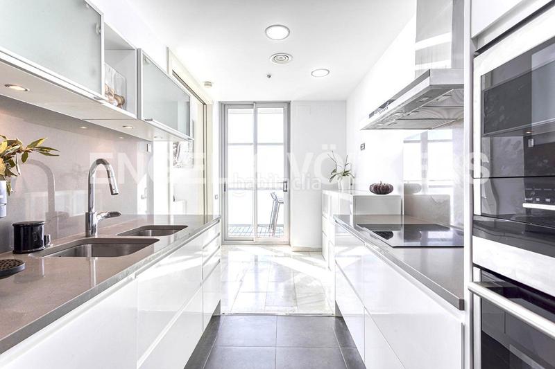 Foto 5661e608-4f1c-4bd8-ac86-c2b85e9c46cc. Alquiler apartamento espectacular apartamento con terraza en Barcelona