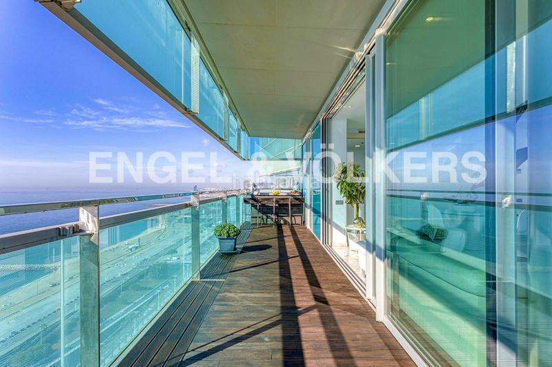 Foto 60f743bd-2958-4ef6-9c18-21bc54f27f7c. Alquiler apartamento espectacular apartamento con terraza en Barcelona