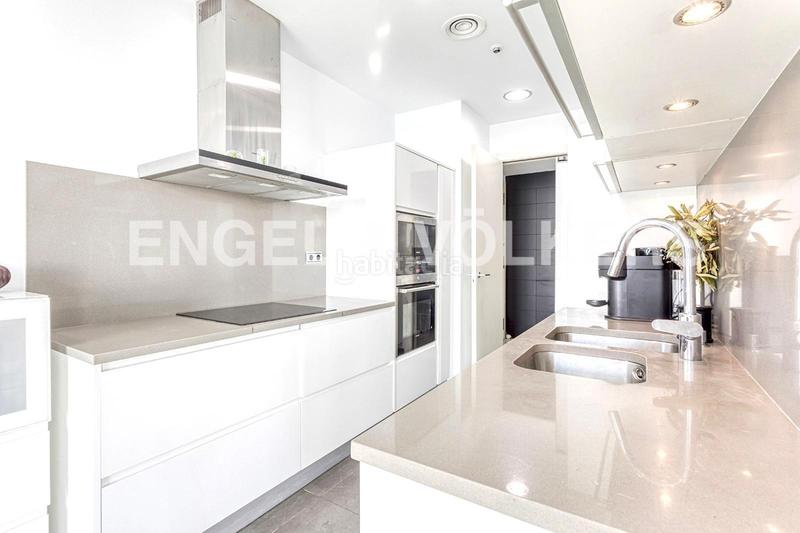 Foto 9013f7d4-dbd5-4f3e-9892-c01d0576041d. Alquiler apartamento espectacular apartamento con terraza en Barcelona
