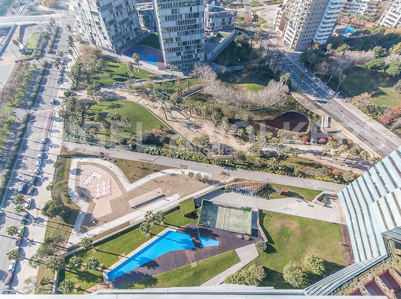 Foto a400ca91-0560-4524-a0b5-209b58c6c784. Alquiler apartamento espectacular apartamento con terraza en Barcelona