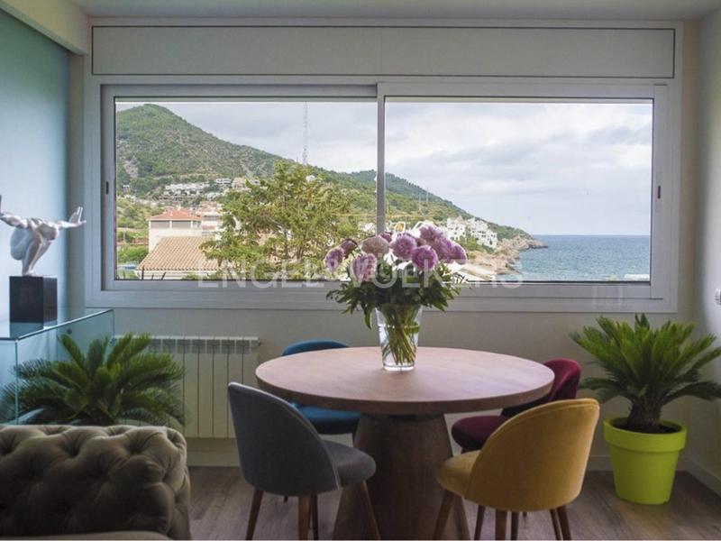 Foto 5e2f8a71-f1cb-4d73-a5e4-a28ec8640fa8. Alquiler apartamento paraíso al frente de mar, solo temporada hasta junio 2025 en Sitges