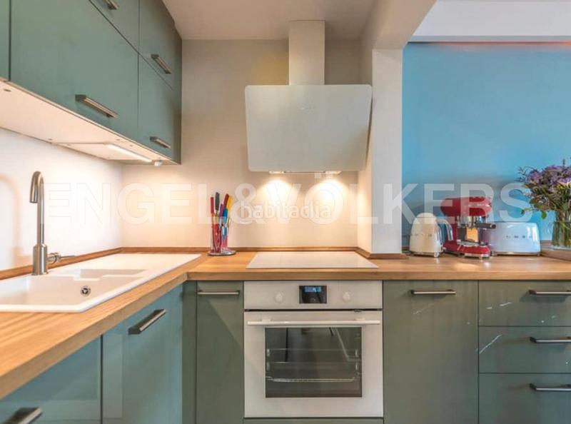 Foto 5f403336-54a1-4717-abee-ba90fc25454b. Alquiler apartamento paraíso al frente de mar, solo temporada hasta junio 2025 en Sitges