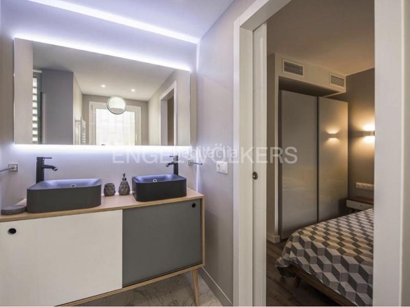 Foto 892c7f4b-c81a-4c70-b2ac-212084485d5c. Alquiler apartamento paraíso al frente de mar, solo temporada hasta junio 2025 en Sitges