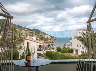 Miete Appartement in Aiguadolç - Sant Sebastià. Paraíso al frente de mar, solo temporada hasta junio 2025