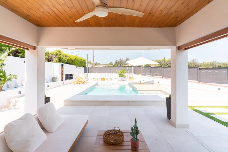 Foto 73001a80-f72a-4a51-8eb6-ec97bf3bdcf8. Casa con riscaldamento parcheggio piscina in Santa Eulàlia de Ronçana