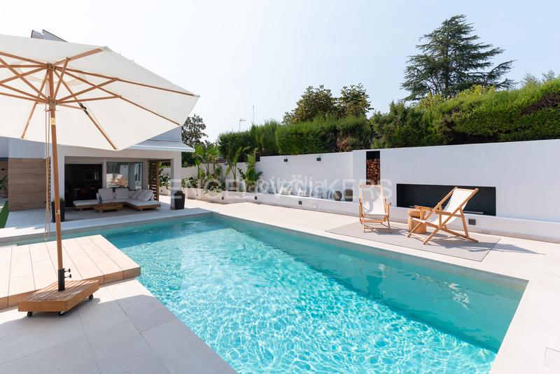 Foto 8d94bd4c-ac80-451e-8a88-0ff84d4bbd1a. Casa con riscaldamento parcheggio piscina in Santa Eulàlia de Ronçana