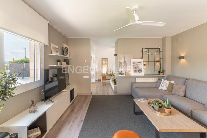 Foto bfb9b1bd-cb68-4db8-87f9-755e43cc8be6. Casa con riscaldamento parcheggio piscina in Santa Eulàlia de Ronçana