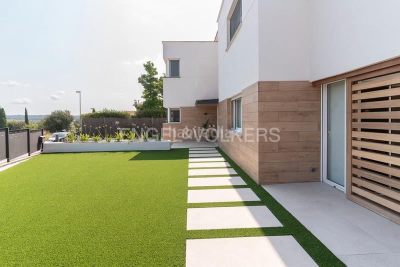 Foto e1c0828b-0631-4054-87d2-e9eed68b7a59. Casa con riscaldamento parcheggio piscina in Santa Eulàlia de Ronçana