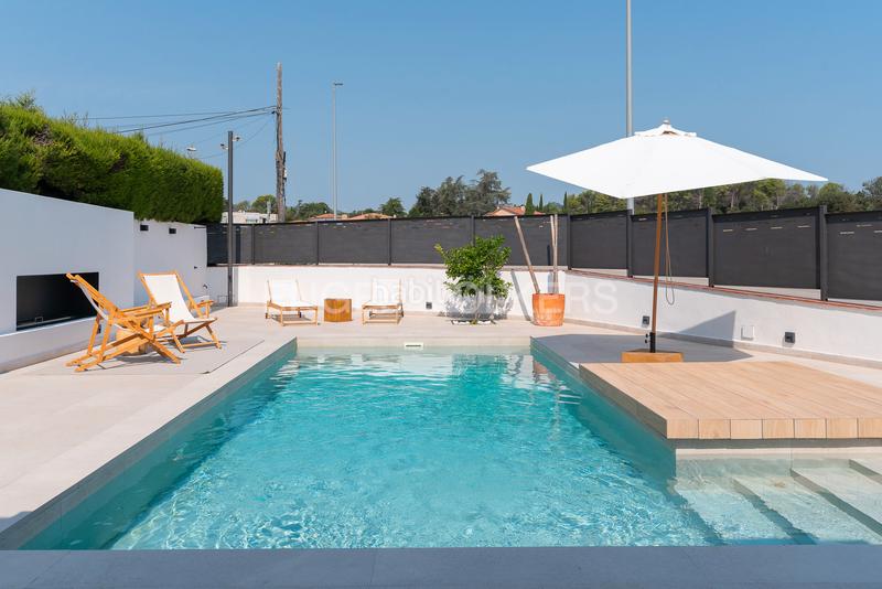 Foto f3aa972e-13e8-432e-b8d5-ccc7a80ea633. Casa con riscaldamento parcheggio piscina in Santa Eulàlia de Ronçana