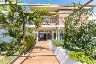 Haus in Sant Vicenç de Castellet. Espectacular casa en la balconada