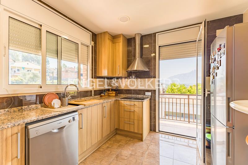 Foto e1b8b255-7f6c-4441-8ee2-85968f38695e. Casa espectacular casa en la balconada en Sant Vicenç de Castellet