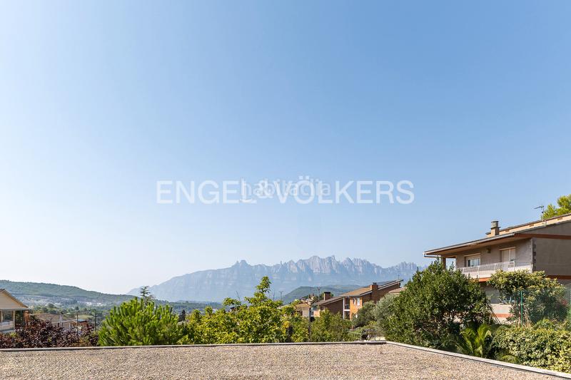 Foto f2a436bb-2e34-471b-b8ea-07d5d1fe7f9c. Casa espectacular casa en la balconada en Sant Vicenç de Castellet