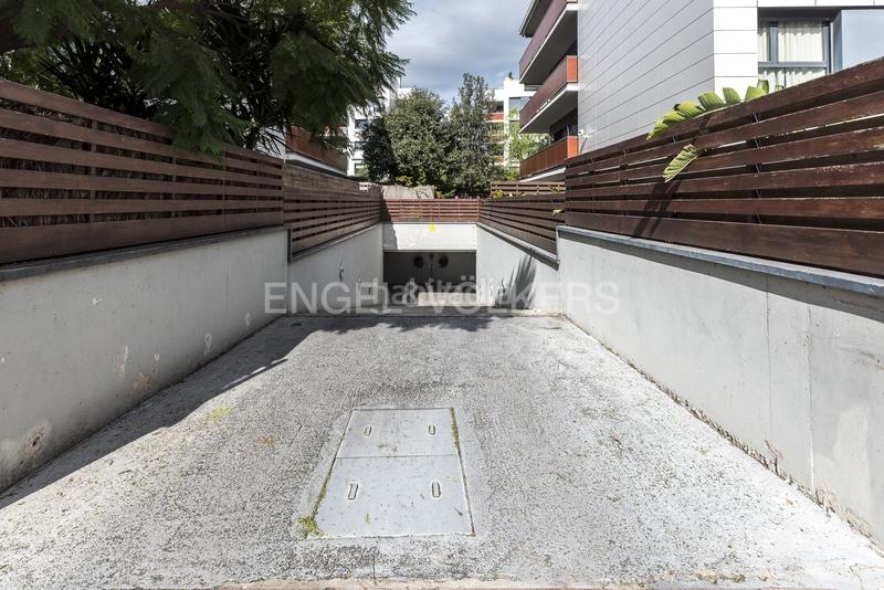Foto 99384f68-7797-4526-ac59-4e6bbf877cbe. Alquiler apartamento  temporal con piscina y jardín en Sitges