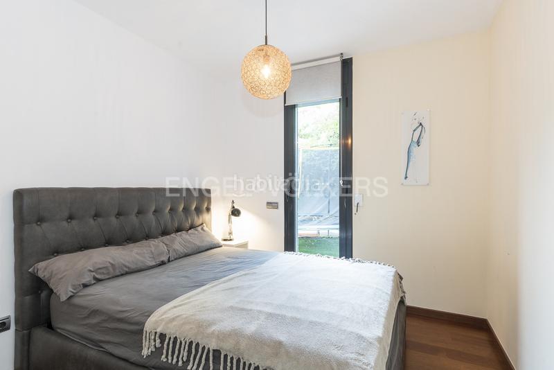 Foto c61a8939-50a4-4851-9427-ea408045f64f. Alquiler apartamento  temporal con piscina y jardín en Sitges