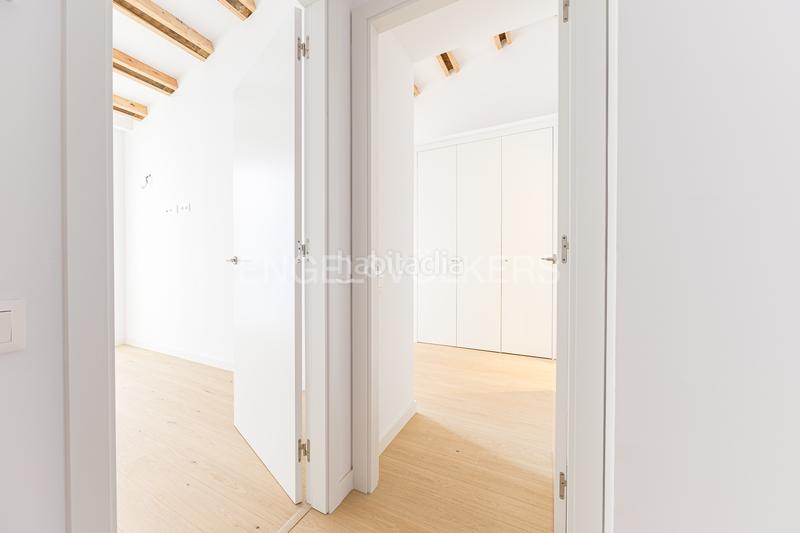 Foto 51ea3447-e26b-4513-8e9a-82fc221752c1. Apartamento precioso piso con patio a estrenar en Barcelona