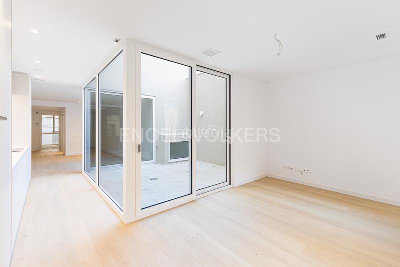 Foto 7cac7c04-d825-4e3a-827a-81e61b27b964. Apartamento precioso piso con patio a estrenar en Barcelona