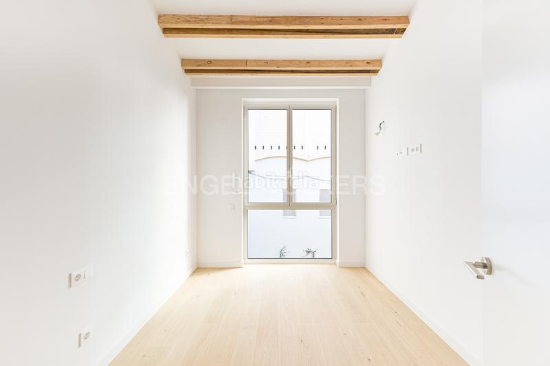 Foto 977ab9c7-9539-4a52-8572-a6da5bf81fa9. Apartamento precioso piso con patio a estrenar en Barcelona