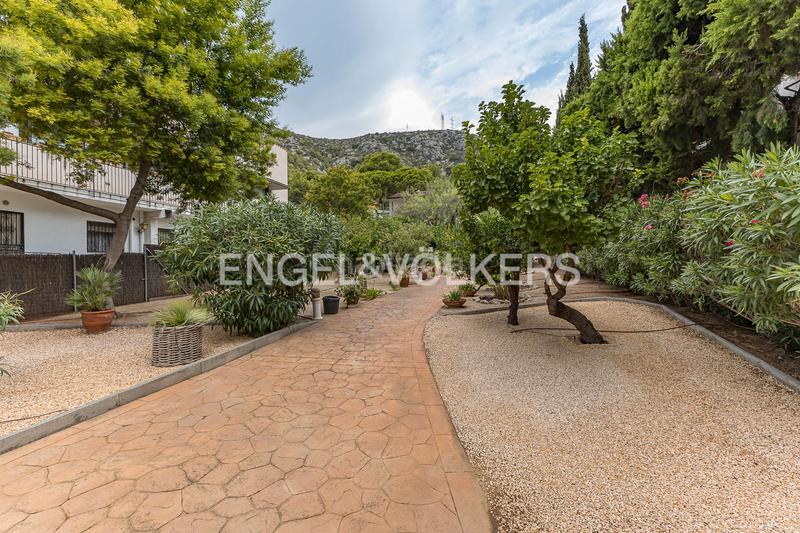 Foto 7b155da6-94ff-49a5-8b29-1553571e3267. Terreno residencial haz realidad la casa de tus sueños en el Garraf! en Sitges
