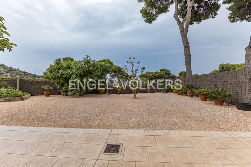 Foto c9c7e70f-d0b3-4259-80ca-8f308d80210e. Terreno residencial haz realidad la casa de tus sueños en el Garraf! en Sitges