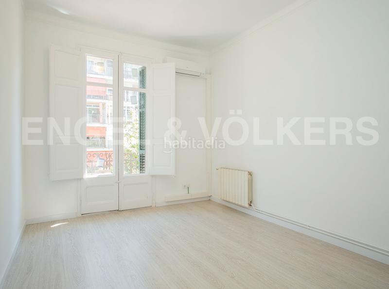 Foto 56e81911-3105-44fa-9be8-d1469d0d3fa4. Apartamento impresionante piso muy céntrico en eixample en Barcelona