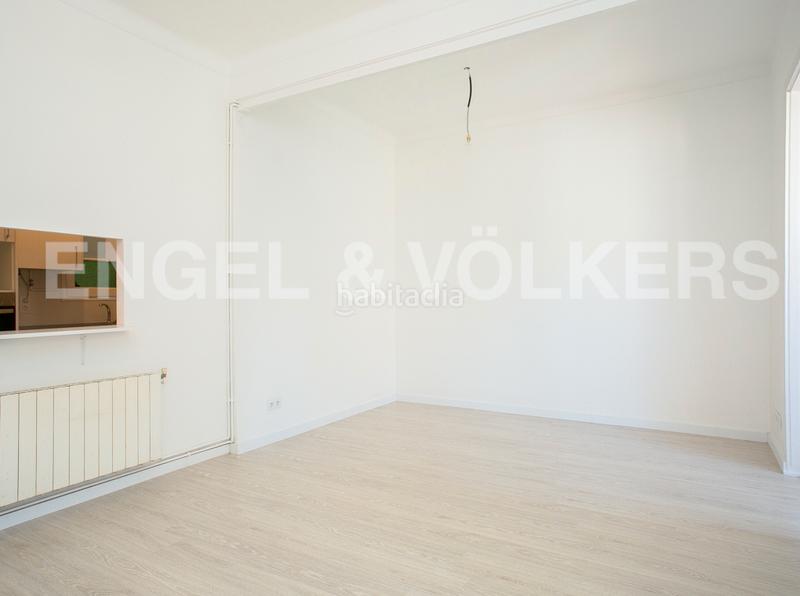 Foto 6fd1a98d-43c3-4d9e-81bd-4faed1f1f28b. Apartamento impresionante piso muy céntrico en eixample en Barcelona