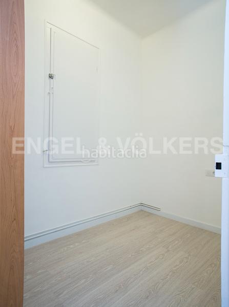 Foto 7d344b9c-5c1e-4bf5-bcfa-dd9dc1faba7f. Apartamento impresionante piso muy céntrico en eixample en Barcelona