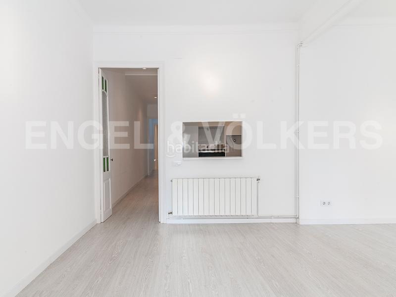 Foto 91b2a9a1-0bcc-43a2-bef7-f41f8fd61333. Apartamento impresionante piso muy céntrico en eixample en Barcelona