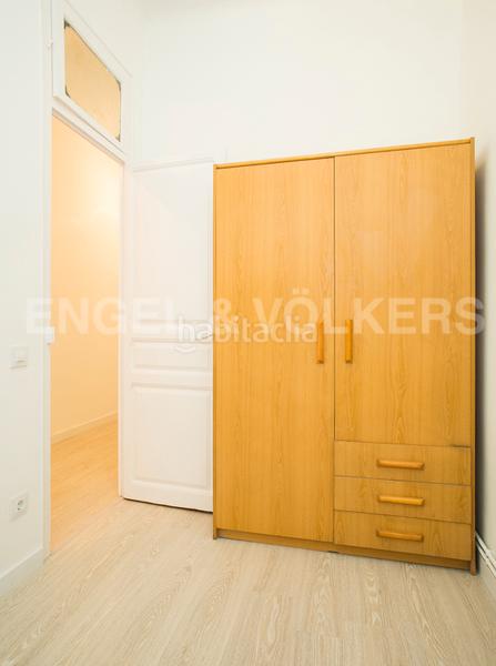 Foto 921b289b-ebea-44e3-8324-befcf29d910f. Apartamento impresionante piso muy céntrico en eixample en Barcelona