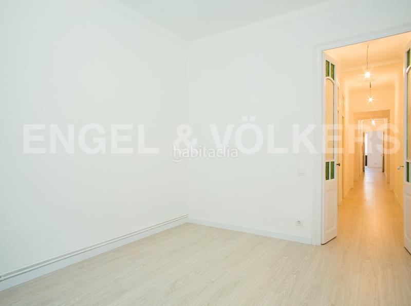 Foto 9fc58a1f-b2e1-4228-9bed-8288dc5ed851. Apartamento impresionante piso muy céntrico en eixample en Barcelona