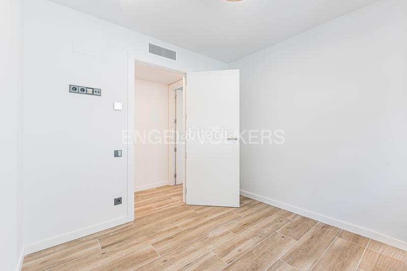 Foto 0d922730-1668-406b-a877-78fa1f8e6e7f. Location appartement avec chauffage parking piscine dans Calafell