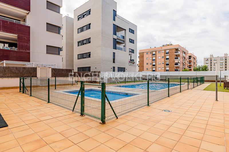 Foto 502d61da-a94c-4f51-b4f2-82887b028201. Location appartement avec chauffage parking piscine dans Calafell