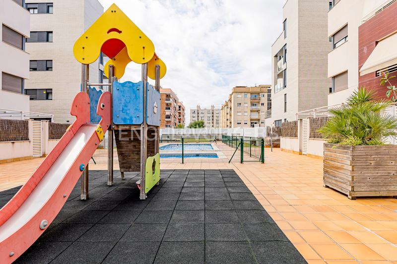 Foto 8cbe4114-8434-4298-8596-e8a058c18859. Location appartement avec chauffage parking piscine dans Calafell