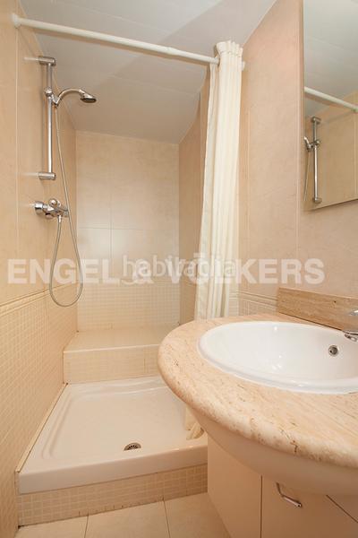 Foto 07c7257c-cead-4319-ba16-1a1f820fbd70. Casa adosada casa pareada con impresionantes vistas en Barcelona