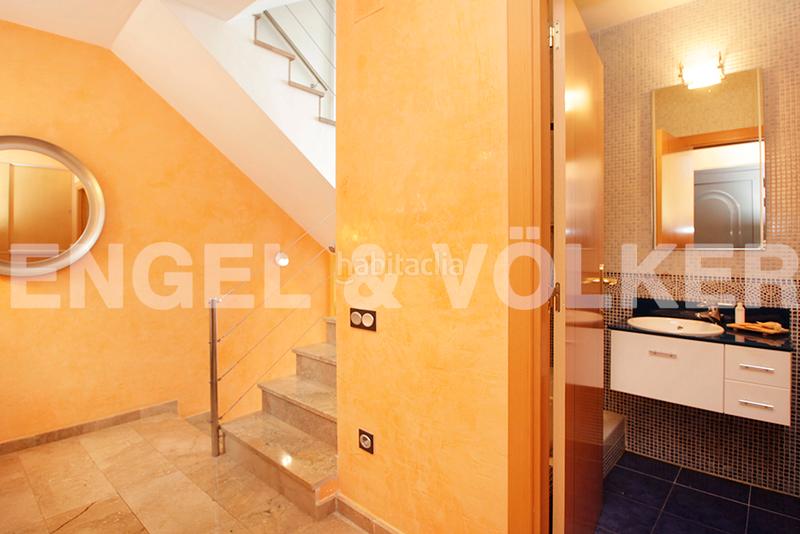 Foto b619a550-8a42-4561-9619-dec2032c7c6f. Casa adosada casa pareada con impresionantes vistas en Barcelona