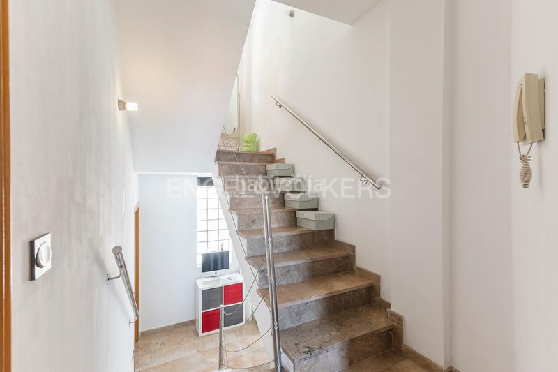 Foto b74a4e01-a7b0-4d42-82d6-a1c7f7279072. Casa adosada casa pareada con impresionantes vistas en Barcelona