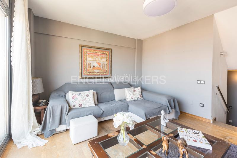 Foto cae9d5bd-9191-4a12-a12e-b4d0681cfa9b. Casa adosada casa pareada con impresionantes vistas en Barcelona