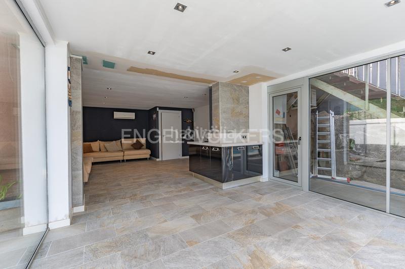 Foto dd6f2f31-bfa5-4a48-be0e-a16f97b23ec5. Casa  de ensueño con piscina, vistas panorámicas y apartamento independiente. en Dosrius