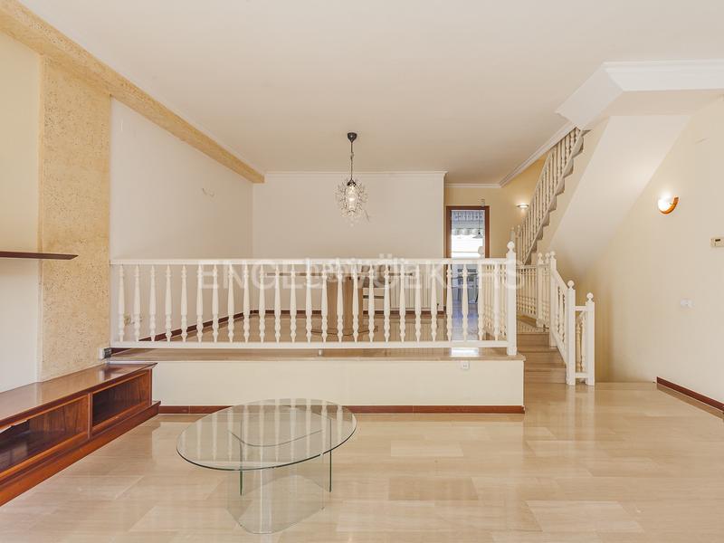 Foto 082b5a9a-aa9d-4902-9c9b-13f4a35111a4. Alquiler casa  adosada en Can Bou Castelldefels