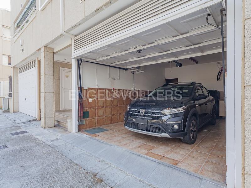 Foto 3fdacdac-c539-473f-b865-6e32982c855f. Alquiler casa  adosada en Can Bou Castelldefels