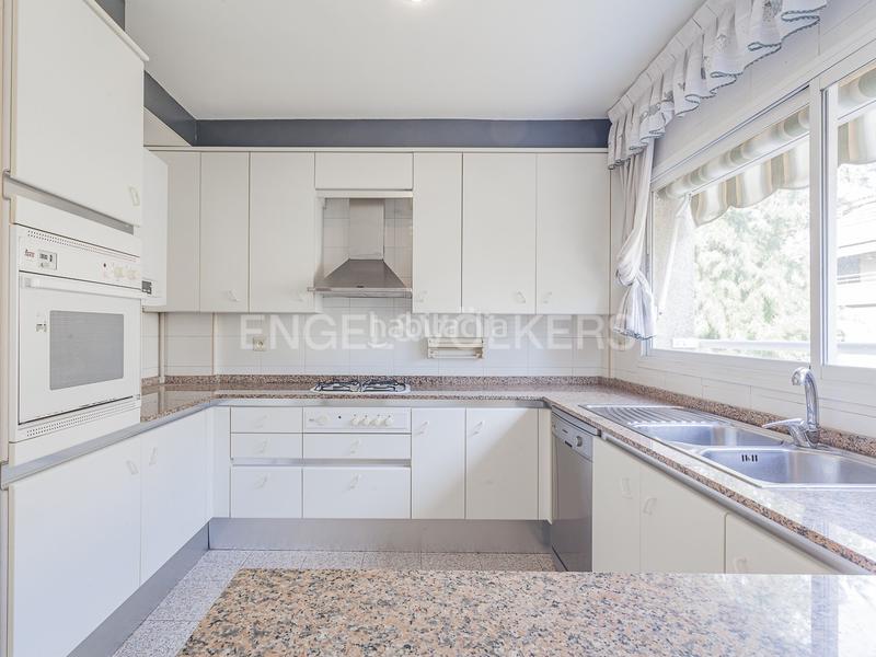 Foto 94a9a640-5523-4079-bf49-bcadb47b21d3. Alquiler casa  adosada en Can Bou Castelldefels