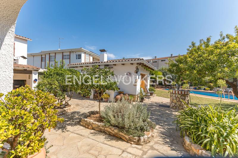 Foto 9a99a28b-e8fe-4e67-8c64-803f6304e0c3. Haus mit heizung parking in Sant Jordi Torredembarra