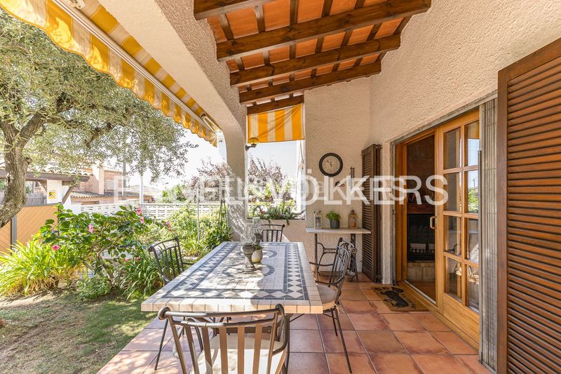 Foto afa25a89-2a15-4c23-9de1-2884b6ed0638. Casa amb calefacció aparcament a Sant Jordi Torredembarra