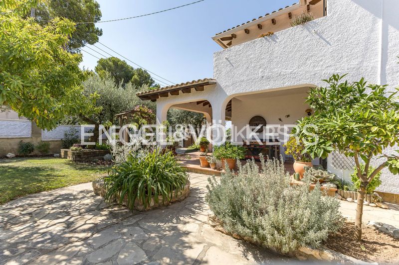 Foto e4d46374-9562-4e0b-9815-5910befef12d. Casa amb calefacció aparcament a Sant Jordi Torredembarra