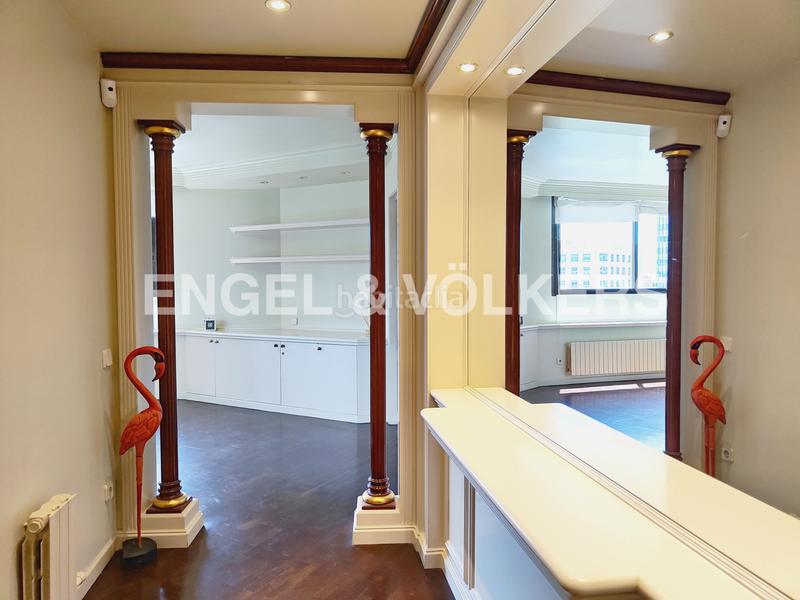 Foto 3c6645cb-83cd-4a08-ba35-94d23c6ffd2c. Lloguer apartament amb calefacció aparcament a Sant Gervasi - Galvany Barcelona